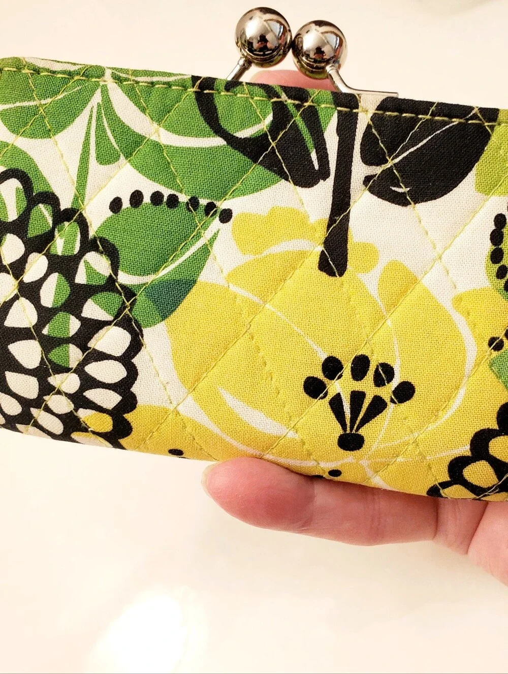 VERA BRADLEY Quilted Floral Kiss-Lock ladies Wallet, Yellow, Green & Blue - Picture 2 of 9